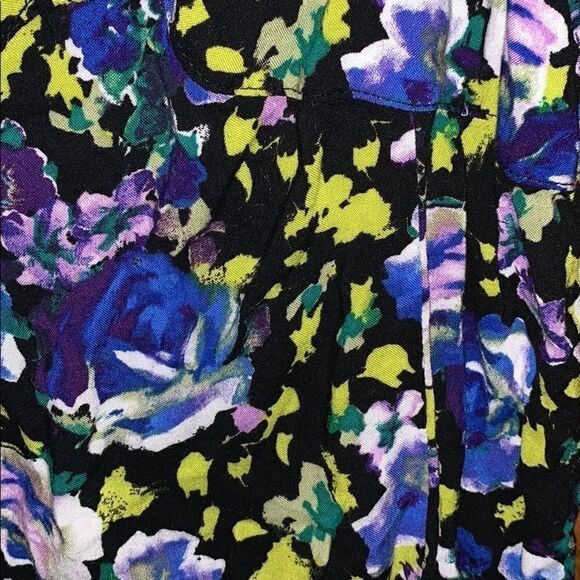 Tank size small   - Picture 3 of 7